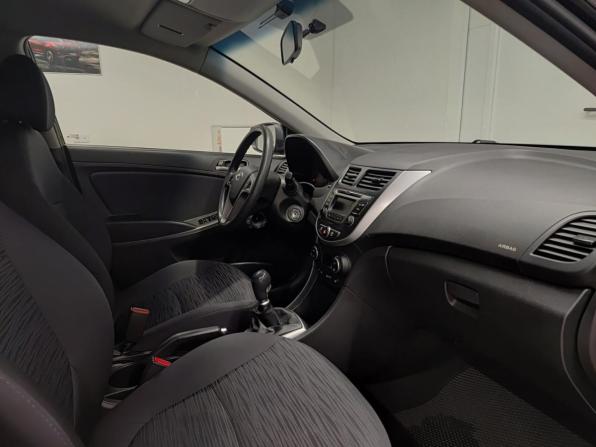 Hyundai Solaris I Рестайлинг с пробегом 2016 года, цена 810 000 рублей, 230251 км, седан, Автокод Объявления