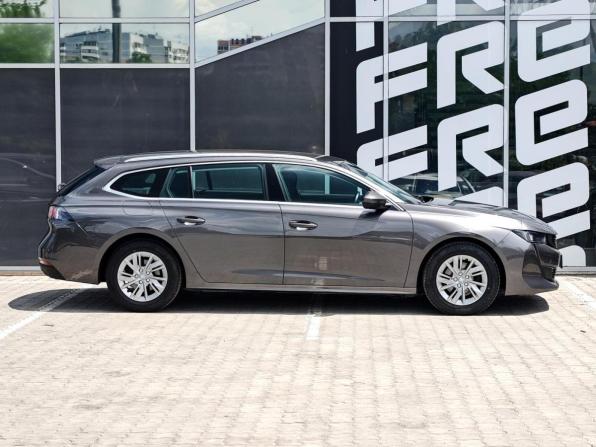 Peugeot 508 II с пробегом 2021 года, цена 1 640 000 рублей, 228332 км, универсал, Автокод Объявления