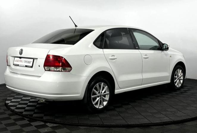 Volkswagen Polo V Рестайлинг с пробегом 2015 года, цена 845 000 рублей, 198925 км, седан, Автокод Объявления