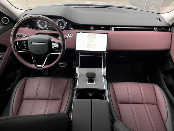 Новый Land Rover Range Rover Evoque II Рестайлинг 2025 года, цена 5 990 000 рублей, внедорожник, Автокод Объявления