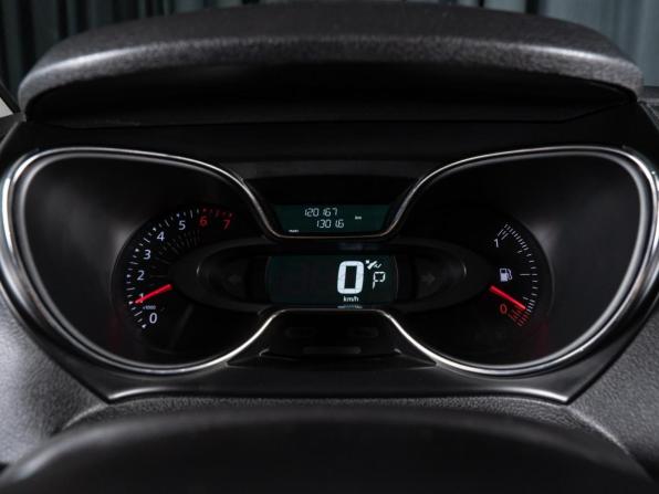 Renault Kaptur I с пробегом 2018 года, цена 1 619 000 рублей, 120167 км, внедорожник, Автокод Объявления