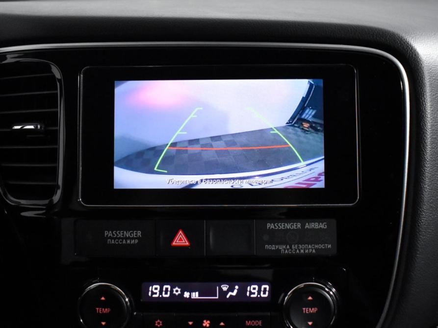 Mitsubishi Outlander III Рестайлинг 3 Санкт-Петербург  - изображение 16