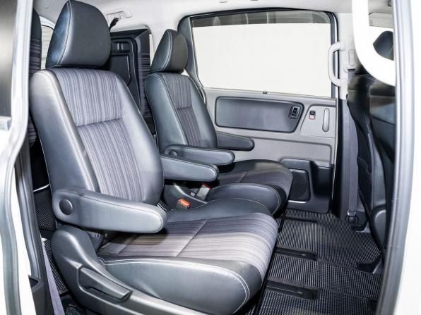 Honda Freed II с пробегом 2017 года, цена 1 545 000 рублей, 89308 км, компактвэн, Автокод Объявления