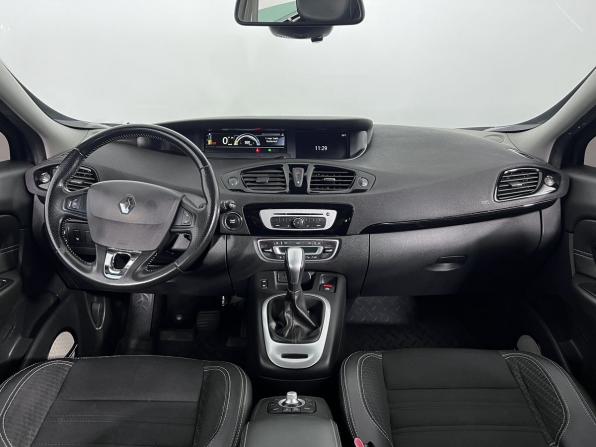 Renault Scenic III Рестайлинг 2 с пробегом 2015 года, цена 1 250 000 рублей, 147544 км, компактвэн, Автокод Объявления