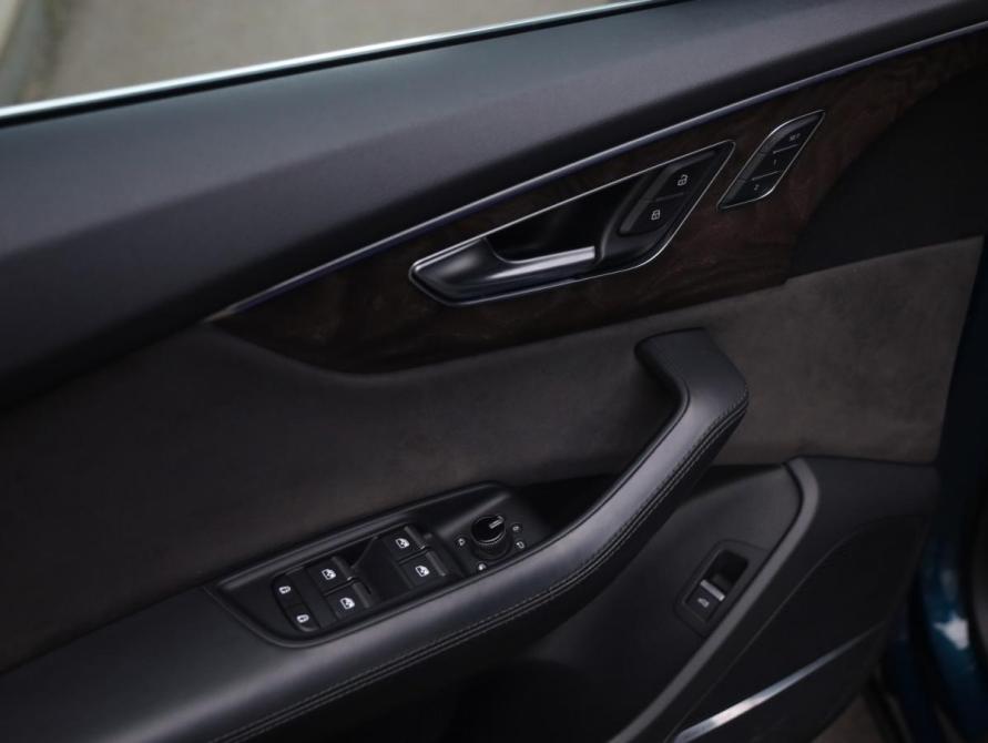 Audi Q8 I (4M) Санкт-Петербург  - изображение 25