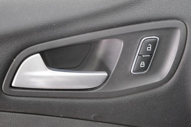 Ford Kuga II с пробегом 2013 года, цена 1 279 000 рублей, 242000 км, внедорожник, Автокод Объявления
