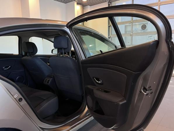 Renault Fluence I с пробегом 2011 года, цена 625 000 рублей, 267220 км, седан, Автокод Объявления