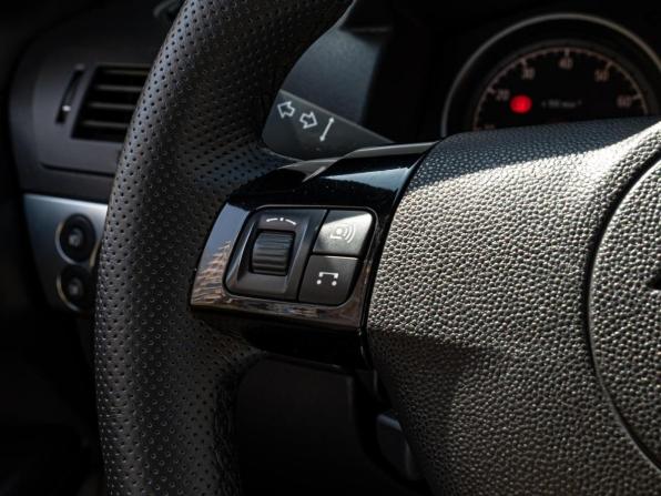 Opel Astra H Рестайлинг с пробегом 2011 года, цена 720 000 рублей, 224037 км, хэтчбек, Автокод Объявления