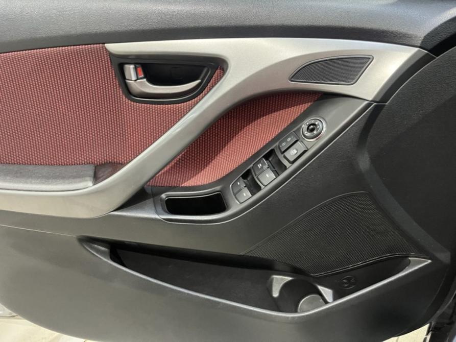 Hyundai Elantra V (MD) Курск  - изображение 14