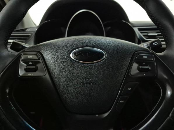 Kia Rio III Рестайлинг с пробегом 2015 года, цена 1 030 000 рублей, 141907 км, хэтчбек, Автокод Объявления