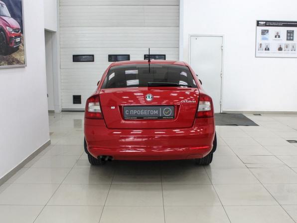 Skoda Octavia II (A5) Рестайлинг с пробегом 2012 года, цена 789 900 рублей, 175000 км, лифтбек, Автокод Объявления