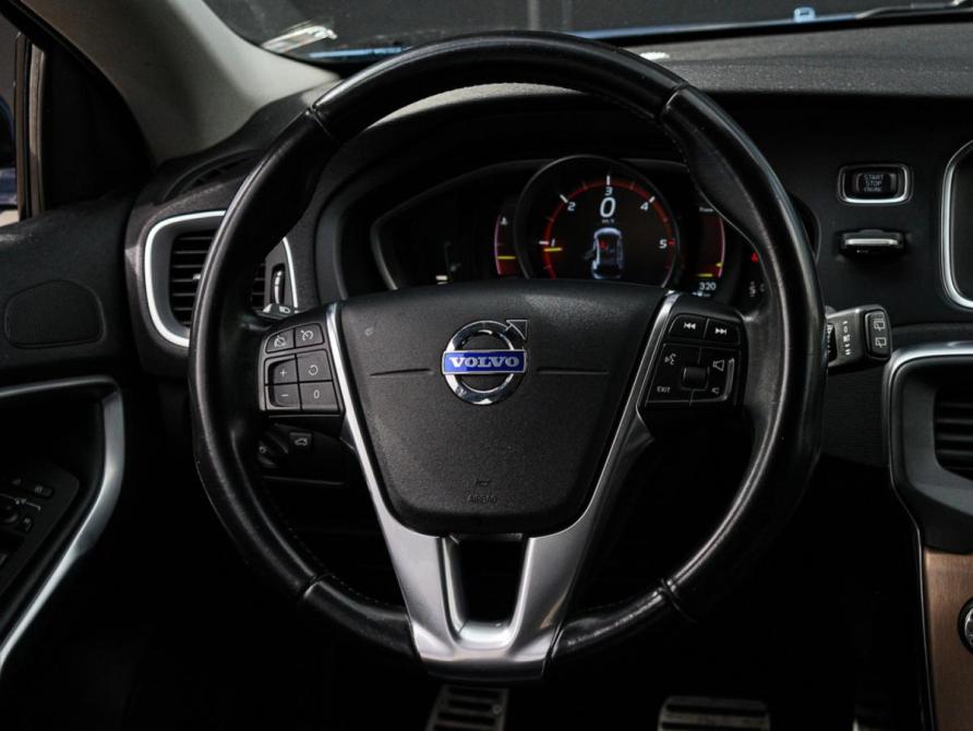 Volvo V40 II Москва  - изображение 11