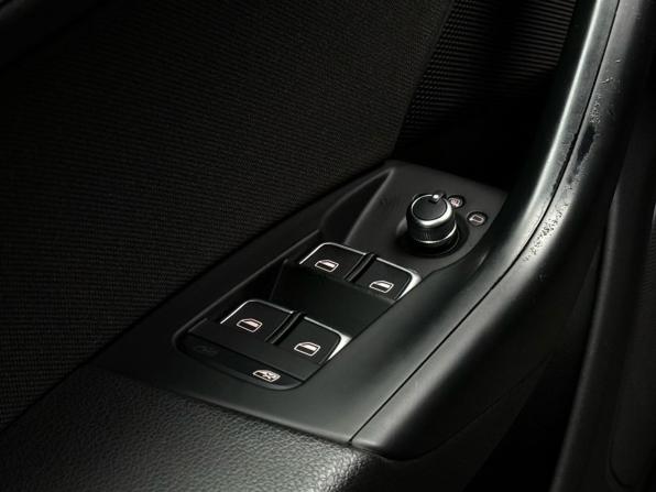 Audi Q3 I (8U) с пробегом 2013 года, цена 1 749 000 рублей, 154243 км, внедорожник, Автокод Объявления