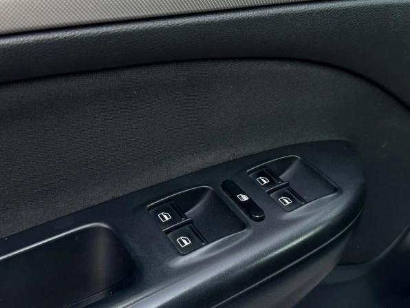 Skoda Octavia II (A5) Рестайлинг с пробегом 2012 года, цена 745 000 рублей, 291871 км, лифтбек, Автокод Объявления