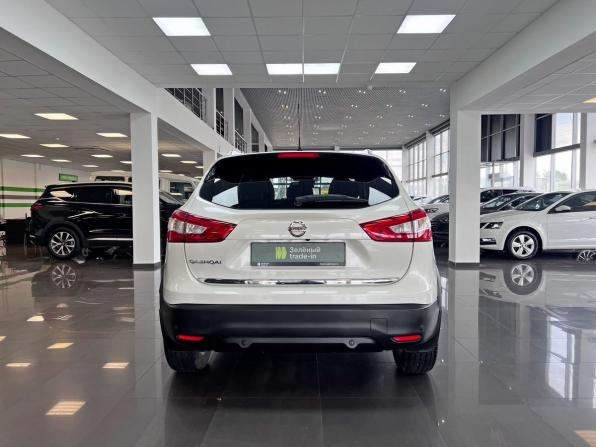 Nissan Qashqai II с пробегом 2015 года, цена 1 795 000 рублей, 163762 км, внедорожник, Автокод Объявления