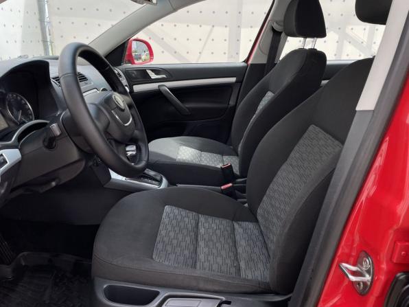 Skoda Octavia II (A5) Рестайлинг с пробегом 2010 года, цена 795 000 рублей, 178129 км, лифтбек, Автокод Объявления