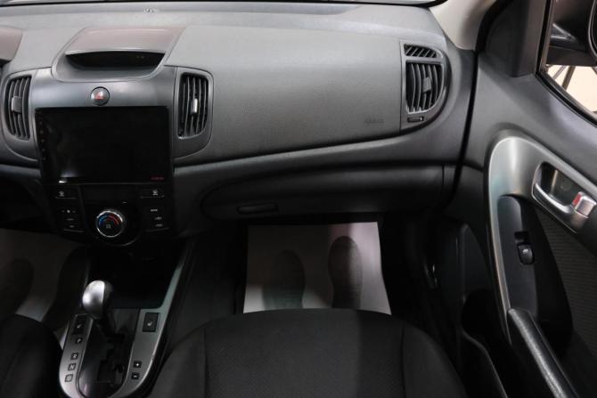 Kia Cerato II с пробегом 2009 года, цена 729 000 рублей, 232000 км, седан, Автокод Объявления
