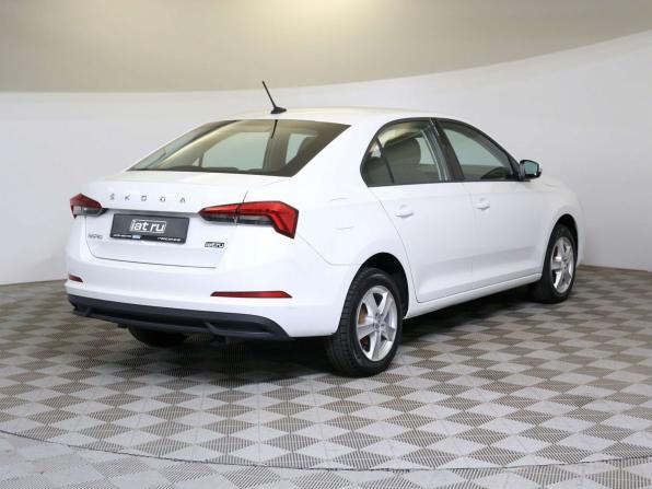 Skoda Rapid II с пробегом 2020 года, цена 1 345 000 рублей, 89277 км, лифтбек, Автокод Объявления