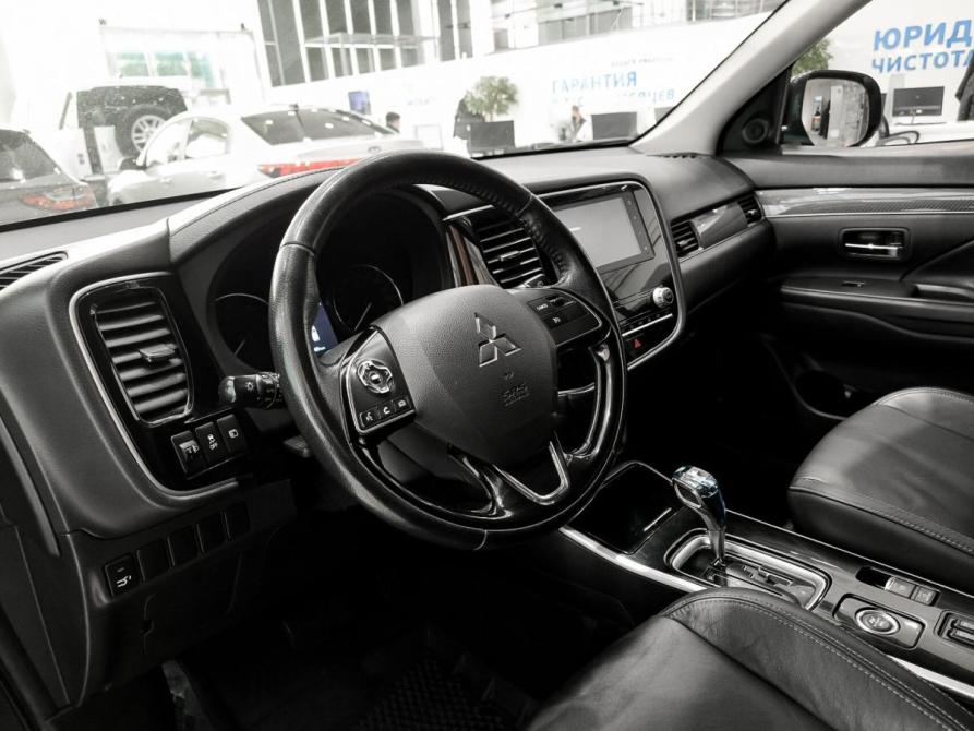 Mitsubishi Outlander III Рестайлинг 3 Казань  - изображение 20