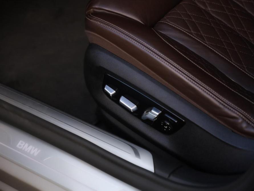 BMW 7 серии VI (G11/G12) Рестайлинг Санкт-Петербург  - изображение 31