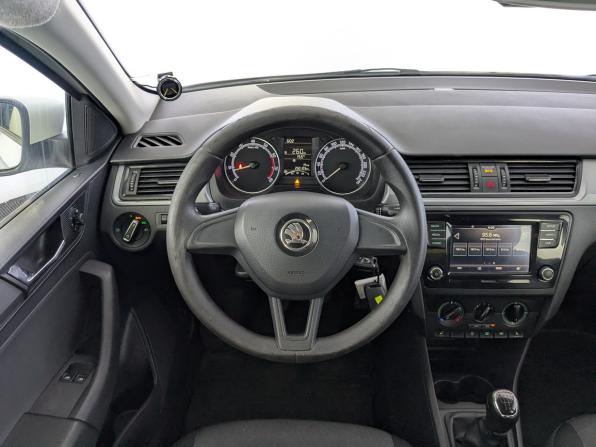Skoda Rapid I Рестайлинг с пробегом 2019 года, цена 850 000 рублей, 250103 км, лифтбек, Автокод Объявления