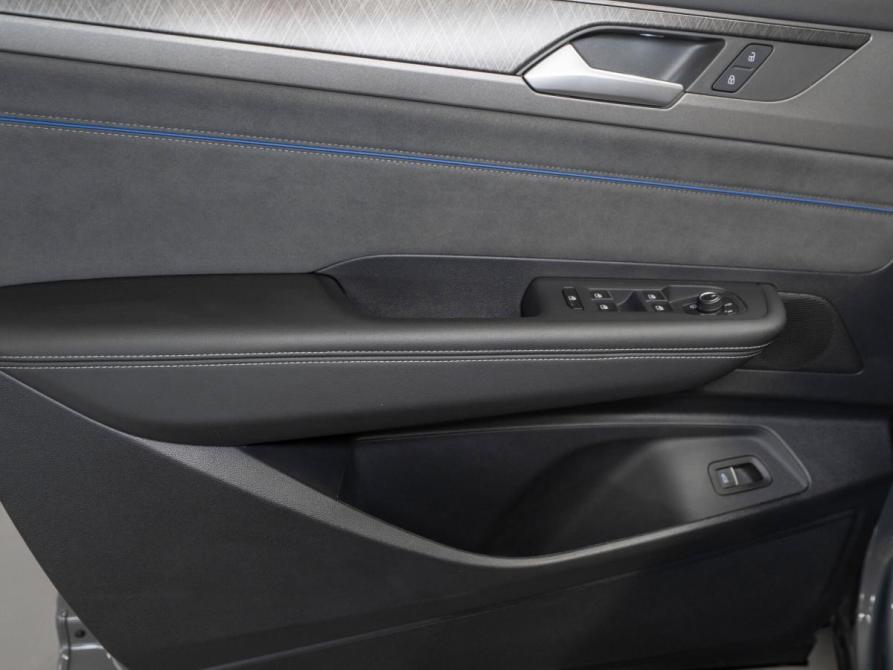Volkswagen Tavendor I Рестайлинг Москва  - изображение 14