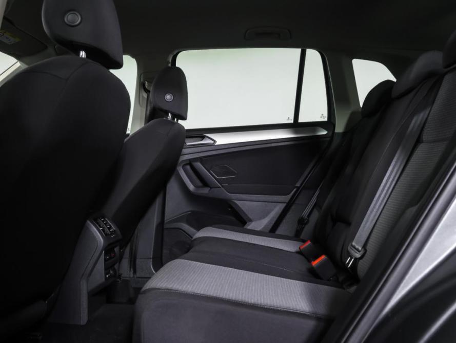 Volkswagen Tiguan II Рестайлинг Москва  - изображение 11