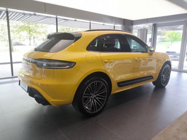 Porsche Macan I Рестайлинг 2 с пробегом 2024 года, цена 8 890 000 рублей, 30318 км, внедорожник, Автокод Объявления
