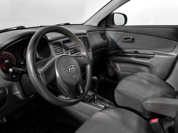 Kia Rio II Рестайлинг с пробегом 2011 года, цена 465 000 рублей, 250472 км, хэтчбек, Автокод Объявления