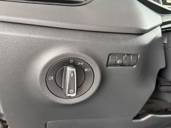 Skoda Rapid II с пробегом 2021 года, цена 1 483 000 рублей, 85600 км, лифтбек, Автокод Объявления