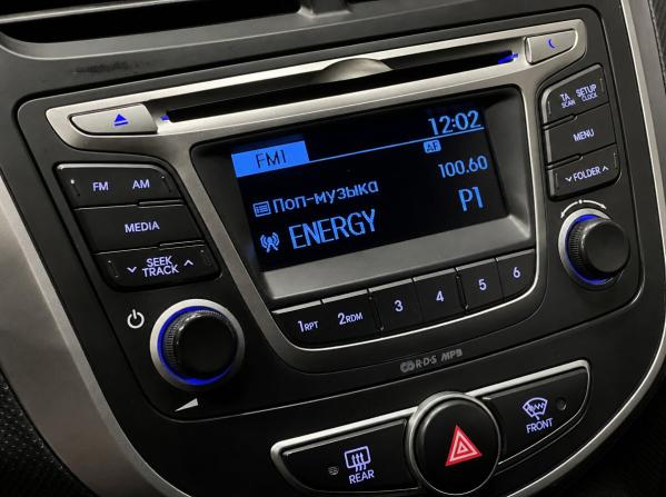 Hyundai Solaris I Рестайлинг с пробегом 2014 года, цена 980 000 рублей, 152902 км, хэтчбек, Автокод Объявления