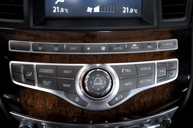 Infiniti JX с пробегом 2013 года, цена 1 880 000 рублей, 226000 км, внедорожник, Автокод Объявления