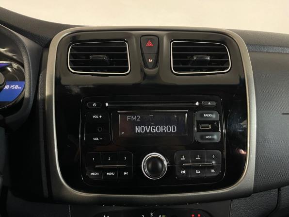Renault Logan II с пробегом 2014 года, цена 449 900 рублей, 338156 км, седан, Автокод Объявления