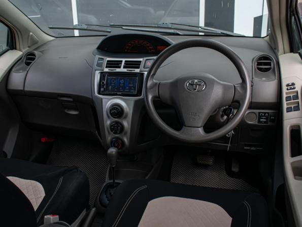 Toyota Vitz II (XP90) с пробегом 2010 года, цена 695 000 рублей, 157015 км, хэтчбек, Автокод Объявления