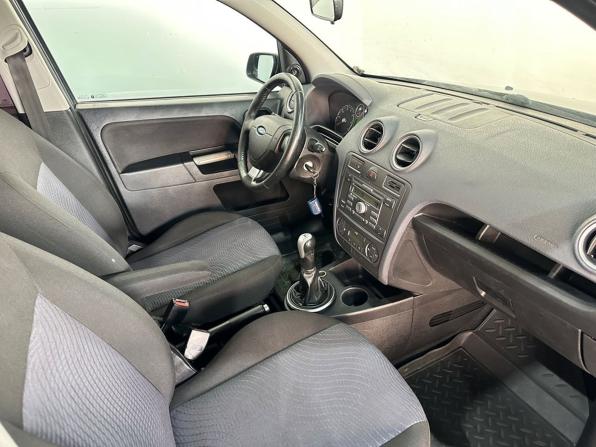 Ford Fusion I Рестайлинг с пробегом 2007 года, цена 389 000 рублей, 342931 км, хэтчбек, Автокод Объявления