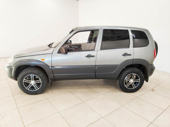 Chevrolet Niva I Рестайлинг с пробегом 2010 года, цена 399 000 рублей, 264506 км, внедорожник, Автокод Объявления