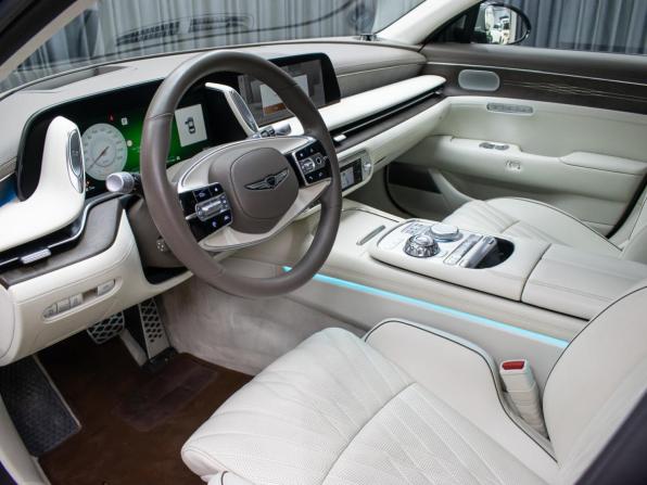 Genesis G90 II с пробегом 2022 года, цена 10 798 000 рублей, 86581 км, седан, Автокод Объявления