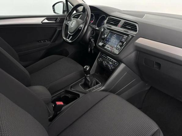 Volkswagen Tiguan II с пробегом 2017 года, цена 1 895 000 рублей, 86128 км, внедорожник, Автокод Объявления