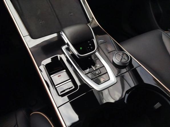 Omoda C5 I с пробегом 2023 года, цена 1 980 000 рублей, 12416 км, внедорожник, Автокод Объявления