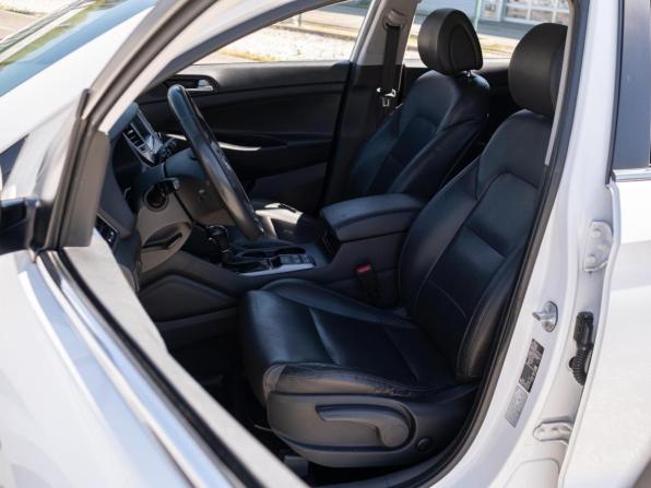 Hyundai Tucson III с пробегом 2017 года, цена 2 099 000 рублей, 146947 км, внедорожник, Автокод Объявления