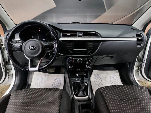 Kia Rio IV с пробегом 2017 года, цена 1 300 000 рублей, 137388 км, седан, Автокод Объявления