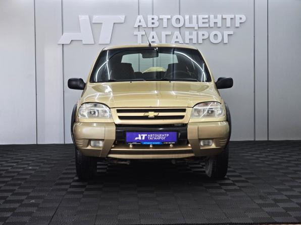 Chevrolet Niva I с пробегом 2004 года, цена 349 000 рублей, 230000 км, внедорожник, Автокод Объявления