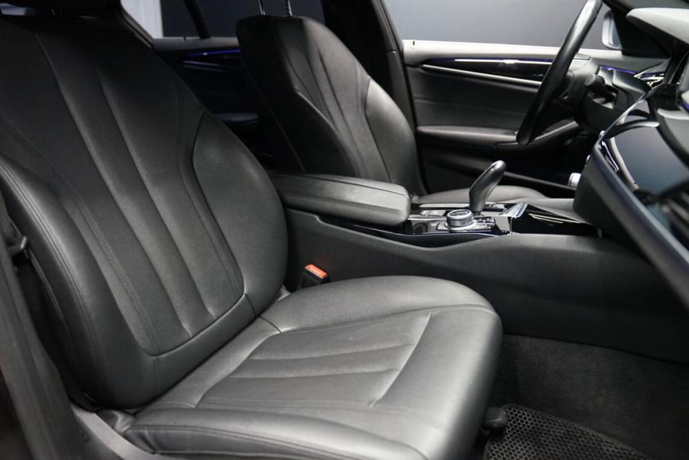 BMW 5 серии VII (G30/G31/G38) Крым  - изображение 24