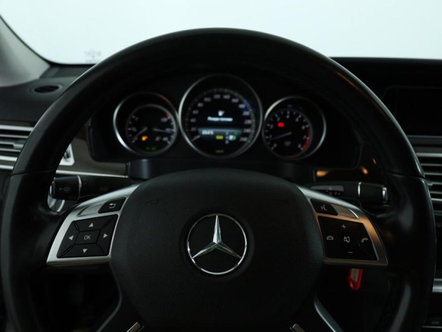 Mercedes-Benz E-Класс IV (W212 S212 C207) Рестайлинг Санкт-Петербург  - изображение 17