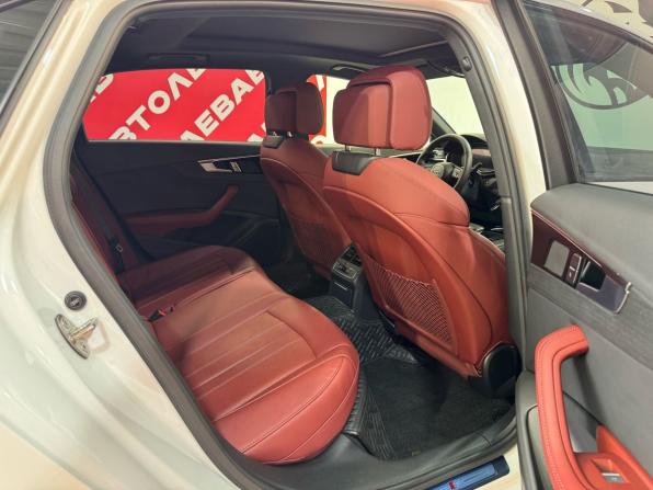 Audi A4 V (B9) Рестайлинг с пробегом 2024 года, цена 5 150 000 рублей, 8750 км, седан, Автокод Объявления