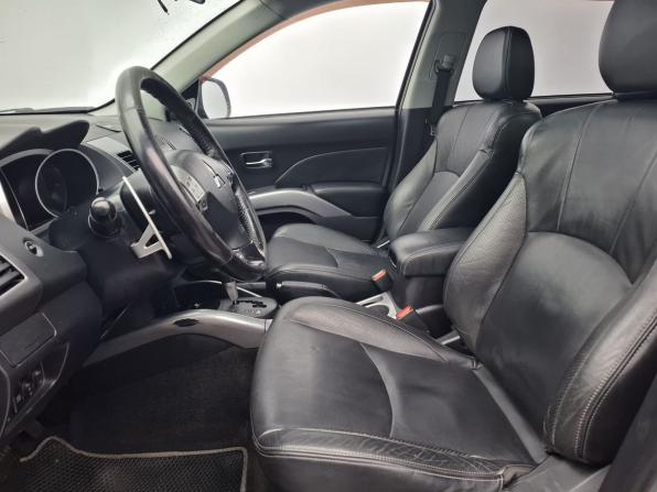Mitsubishi Outlander II с пробегом 2008 года, цена 900 000 рублей, 216983 км, внедорожник, Автокод Объявления