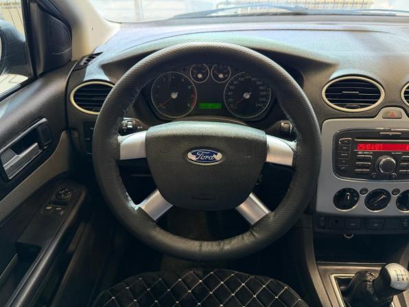 Ford Focus II с пробегом 2007 года, цена 348 000 рублей, 249000 км, седан, Автокод Объявления