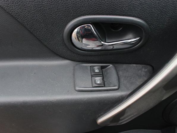 Renault Logan II с пробегом 2014 года, цена 690 000 рублей, 64389 км, седан, Автокод Объявления