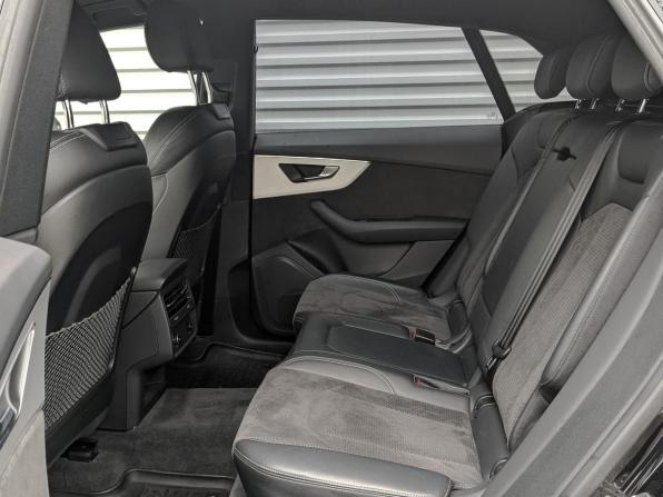 Audi Q8 I (4M) с пробегом 2019 года, цена 6 590 000 рублей, 78190 км, внедорожник, Автокод Объявления