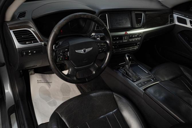 Hyundai Genesis II с пробегом 2014 года, цена 1 669 000 рублей, 147200 км, седан, Автокод Объявления